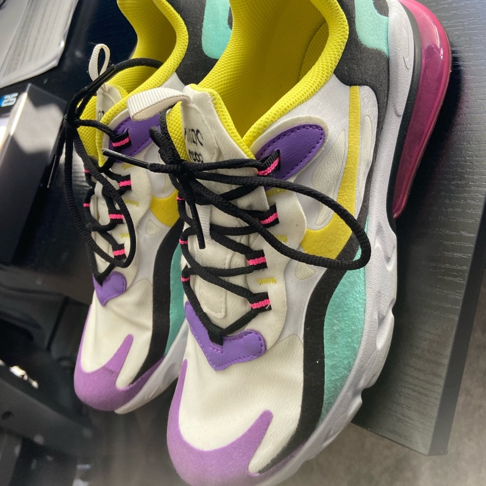 Nike air 270 react